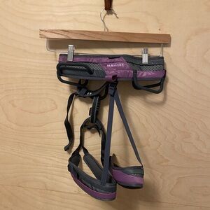 Mammut Women Ophir 3 Slide Climbing Harness in Purple and Gray Size Medium
